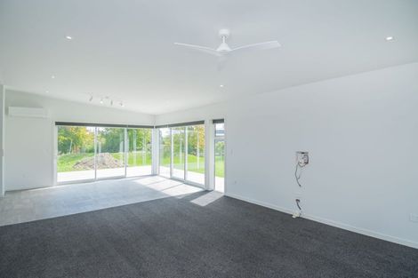 Photo of property in 32 Royd Road West, Makauri, Gisborne, 4071