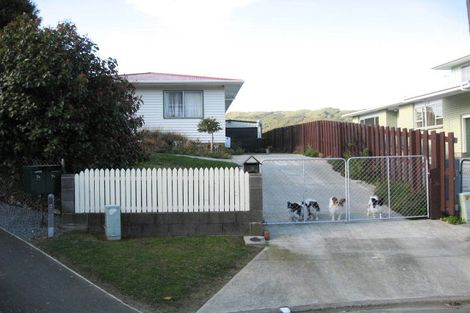 Photo of property in 9 Lincoln Grove, Wainuiomata, Lower Hutt, 5014