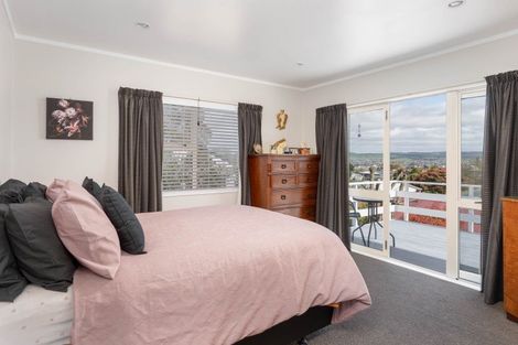 Photo of property in 37 Sunset Street, Hilltop, Taupo, 3330