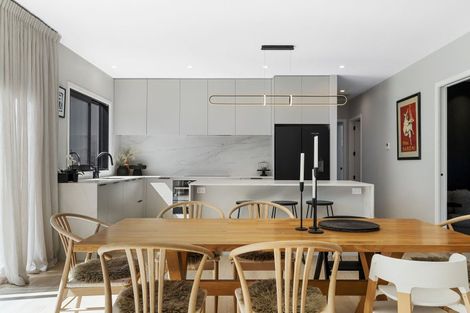 Photo of property in 28 Orchard Road, Greytown, 5712