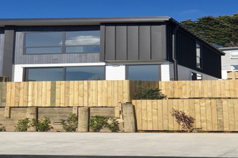 Photo of property in 15/62u Spenmoor Street, Newlands, Wellington, 6037