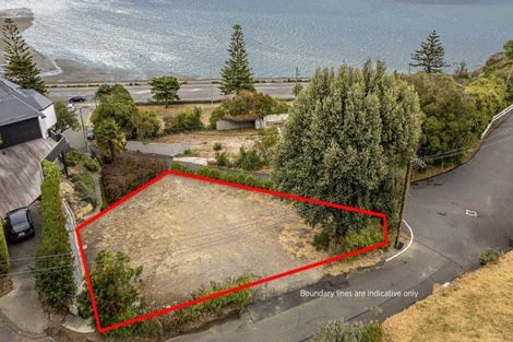 Photo of property in 4 The Brae, Mount Pleasant, Christchurch, 8081
