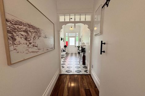 Photo of property in 10a Hereford Street, West End, Palmerston North, 4410