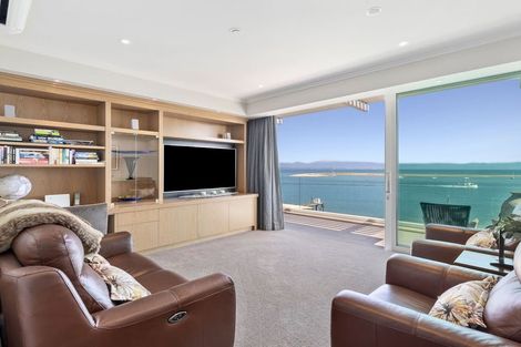Photo of property in Quay Apartments Tower 2, 208/283 Wakefield Quay, Stepneyville, Nelson, 7010