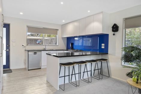 Photo of property in 2/23 Wakelin Place, Redwood, Christchurch, 8051