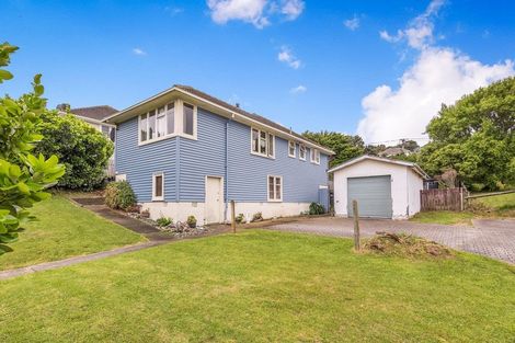 Photo of property in 86 Dimock Street, Titahi Bay, Porirua, 5022