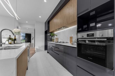 Photo of property in 11 Seagreen Avenue, Rosehill, 2113