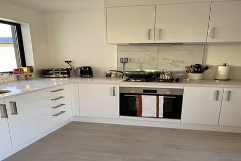 Photo of property in 36a Poruru Close, Papakura, 2110