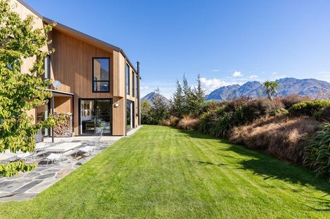 Photo of property in 3 Torridon Court, Jacks Point, Queenstown, 9371