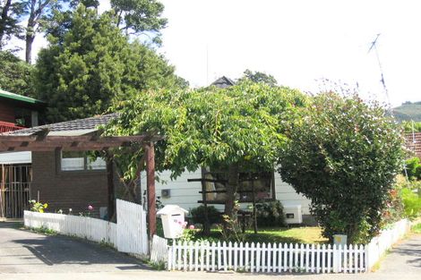 Photo of property in 12f2- Garnet Grove, Birchville, Upper Hutt, 5018