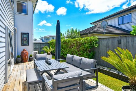 Photo of property in 10 Bayvista Drive, Karaka, Papakura, 2113