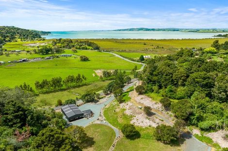 Photo of property in 33 Grahamtown Road, Onerahi, Whangarei, 0174