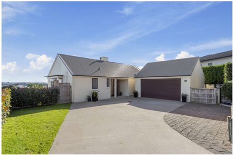 Photo of property in 9 Astor Place, Welcome Bay, Tauranga, 3112