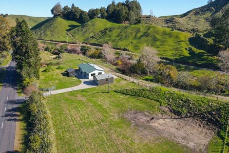 Photo of property in 1422 Manawahe Road, Manawahe, 3194