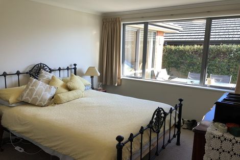 Photo of property in 2 Acorn Way, Stoke, Nelson, 7011