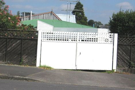 Photo of property in 2/40 Mahara Avenue, Birkenhead, Auckland, 0626