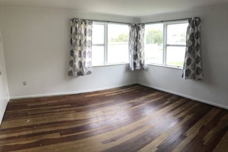 Photo of property in 86 Harrington Road, Henderson, Auckland, 0610