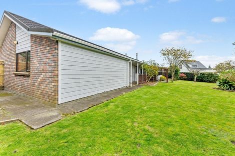 Photo of property in 7 Kaitake Place, Oakura, 4314