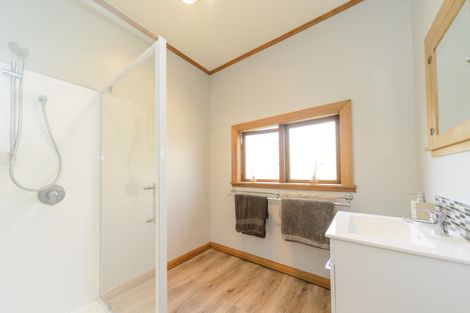 Photo of property in 20 Perrin Place, Kelvin Grove, Palmerston North, 4414