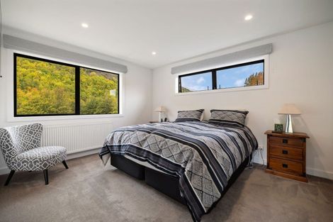 Photo of property in 18 Norfolk Street, Arrowtown, 9302