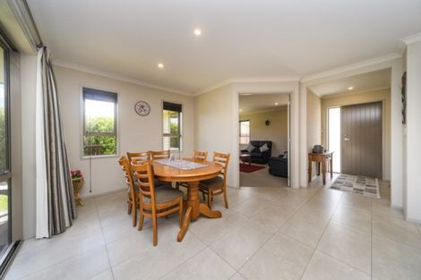 Photo of property in 29a Karina Terrace, Roslyn, Palmerston North, 4414