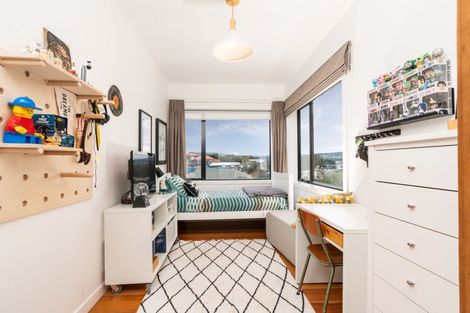 Photo of property in 13 Elphinstone Avenue, Strathmore Park, Wellington, 6022