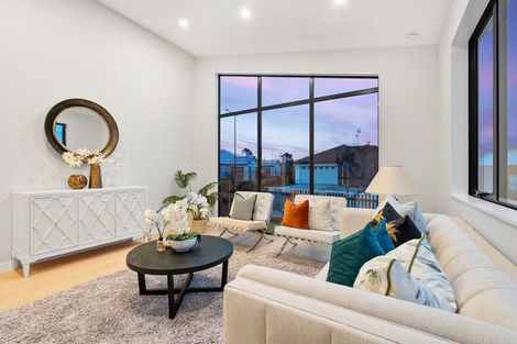 Photo of property in 24 Tipu Crescent, Wainui, 0992