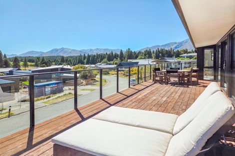 Photo of property in 11 Pollock Place, Lake Tekapo, 7999