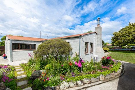 Photo of property in 12 Howick Road, Blenheim, 7201