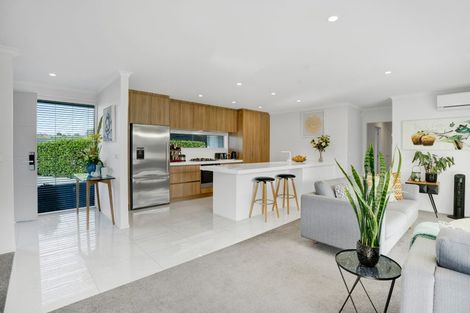 Photo of property in 44 Fernbrook Drive, Hurworth, New Plymouth, 4310