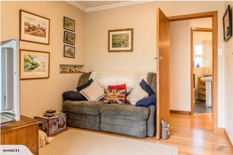 Photo of property in 66 Prospect Terrace, Pukekohe, 2120