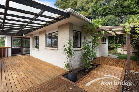 Photo of property in 2/147 Ocean View Road, Hillcrest, Auckland, 0627
