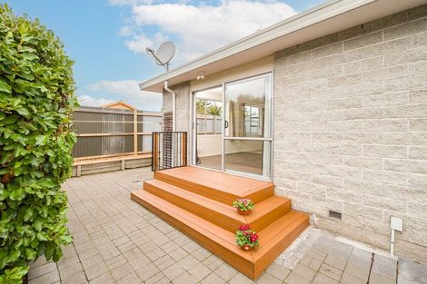 Photo of property in 5/20a London Street, Richmond, Christchurch, 8013