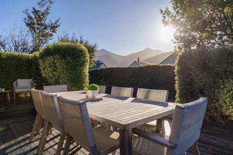Photo of property in 65 Oregon Drive, Kelvin Heights, Queenstown, 9300