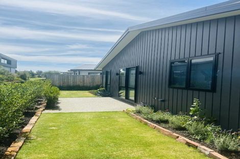 Photo of property in 22 Coupling Close, Prebbleton, 7604