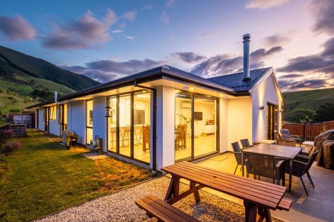 Photo of property in 6 Mansfield Way, Stoke, Nelson, 7011