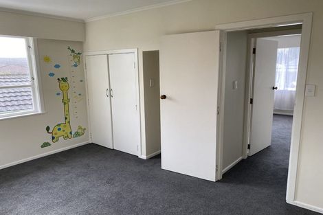 Photo of property in 30a Saint Ronans Avenue, Waterloo, Lower Hutt, 5011