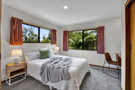 Photo of property in 6 Bushview Place, Upper Vogeltown, New Plymouth, 4310