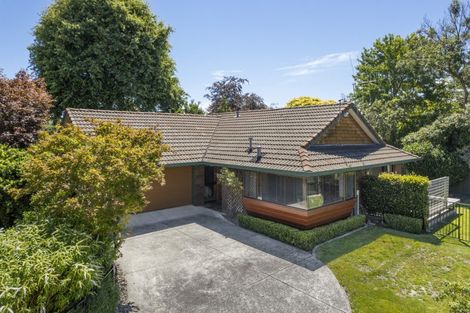 Photo of property in 3 Dresdan Court, Hokowhitu, Palmerston North, 4410