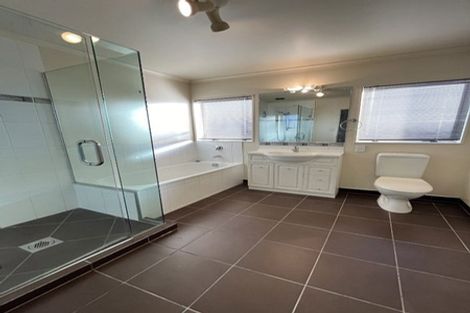 Photo of property in 4 Lime Crescent, Papakura, 2110