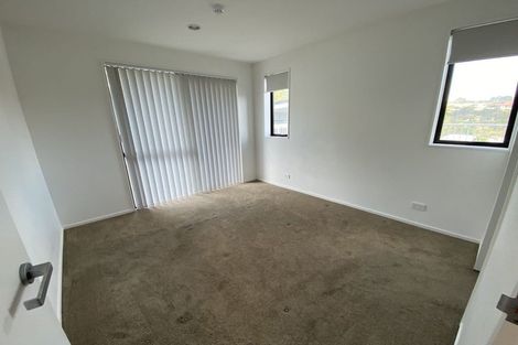 Photo of property in Apollo Apartments, 9/46g Rosedale Road, Rosedale, Auckland, 0632