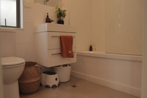 Photo of property in 24u7 Princess Terrace, Newtown, Wellington, 6021