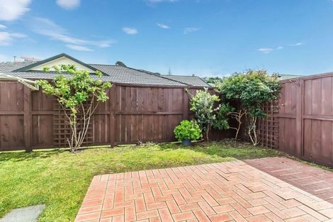 Photo of property in Miramar Villas, 23/3u Byron Street, Miramar, Wellington, 6022