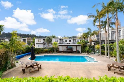 Photo of property in The Grange, 78/92 Bush Road, Albany, Auckland, 0632