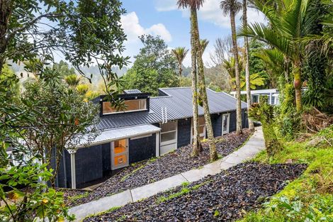 Photo of property in 157 Woodlands Park Road, Titirangi, Auckland, 0604