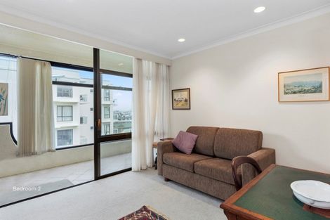 Photo of property in 21 Maunganui Road, Mount Maunganui, 3116