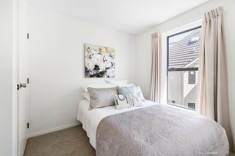 Photo of property in 31 Macdonald Crescent, Te Aro, Wellington, 6011
