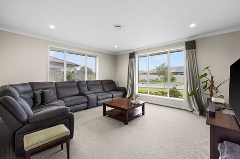 Photo of property in 44 Tasman Drive, Poraiti, Napier, 4112