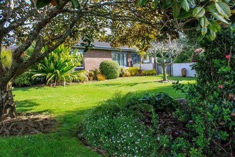 Photo of property in 26 Cloverfields Drive, Waimauku, 0812