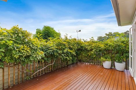 Photo of property in 4b Lancaster Road, Beach Haven, Auckland, 0626